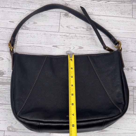 Fossil Black Leather Shoulder Bag - Picture 10 of 11